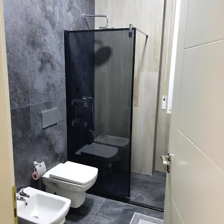 Marco's Spacious Διαμέρισμα